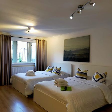 Appartamento Cobbold Court Share Flat Londra Esterno foto
