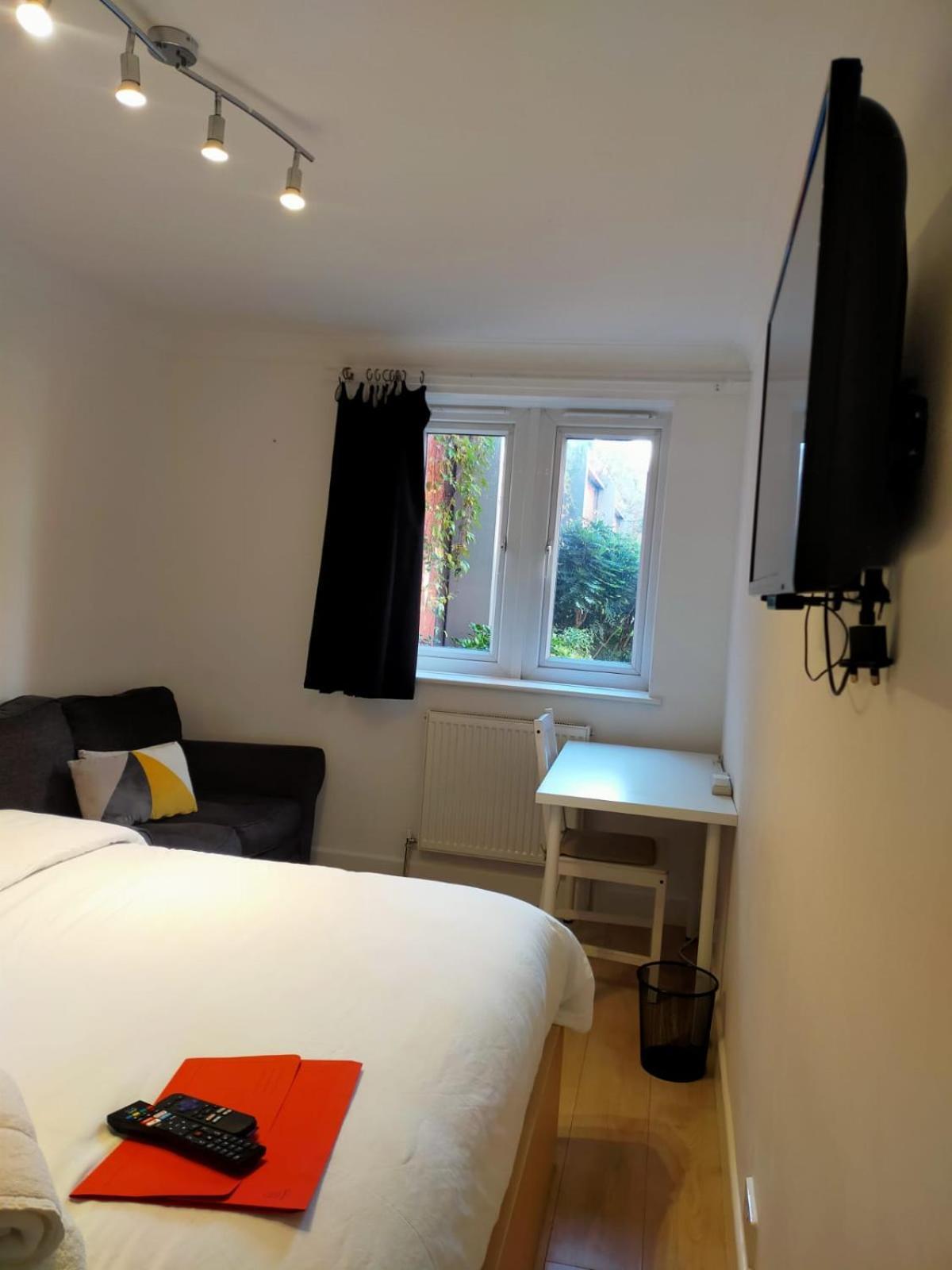 Appartamento Cobbold Court Share Flat Londra Esterno foto
