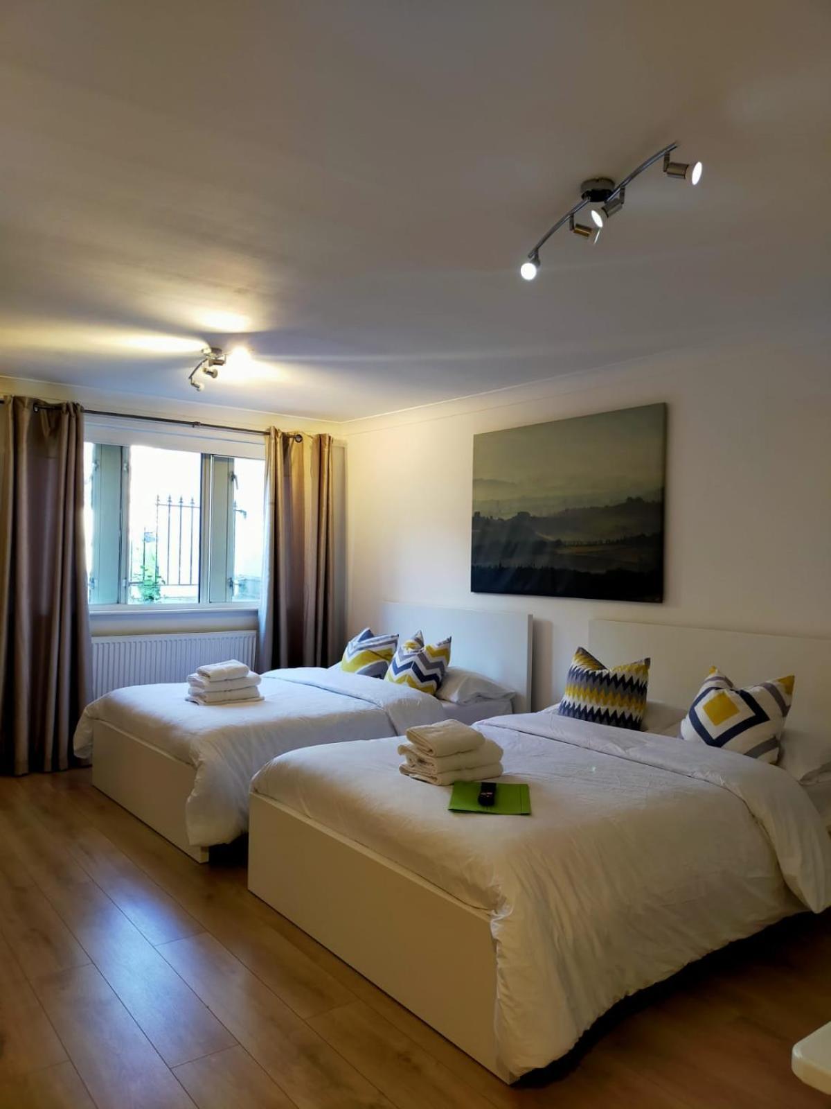 Appartamento Cobbold Court Share Flat Londra Esterno foto