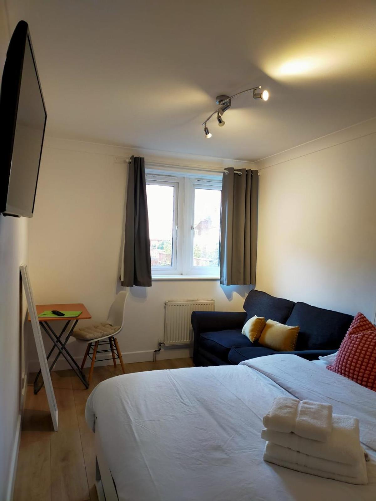 Appartamento Cobbold Court Share Flat Londra Esterno foto