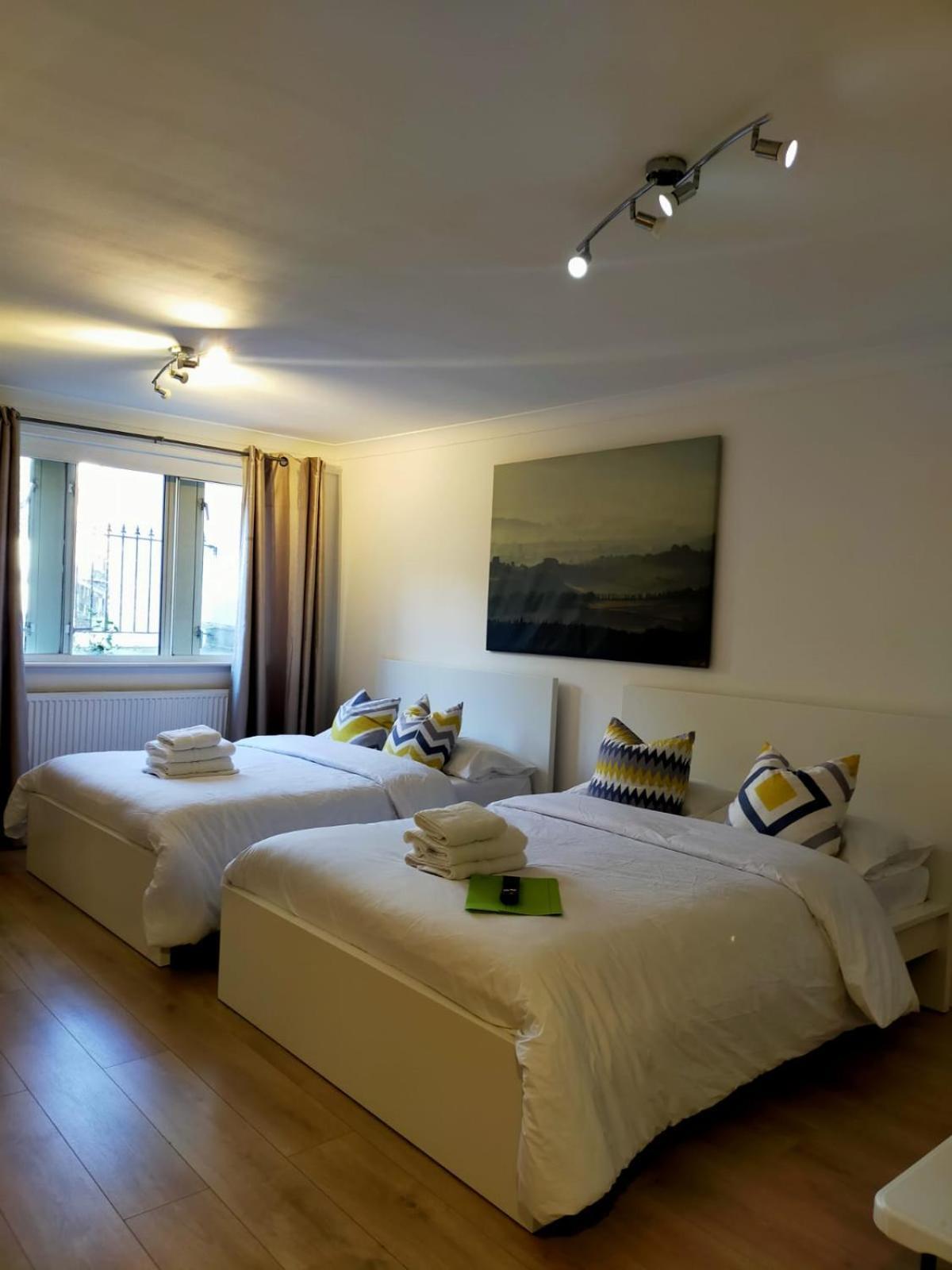 Appartamento Cobbold Court Share Flat Londra Esterno foto