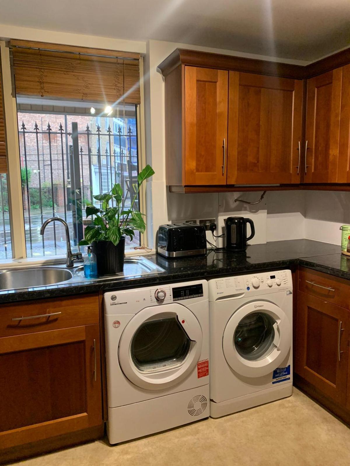 Appartamento Cobbold Court Share Flat Londra Esterno foto
